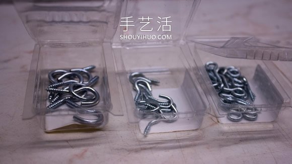 舊托盤巧改造！做成超實用又好看的首飾架 -  itrip.net.cn