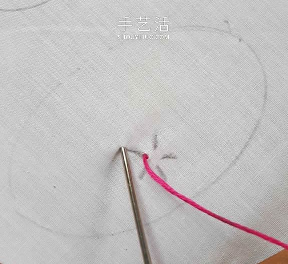 迷你玫瑰花刺繡視頻 制作超美的項(xiàng)鏈吊墜！ -  itrip.net.cn