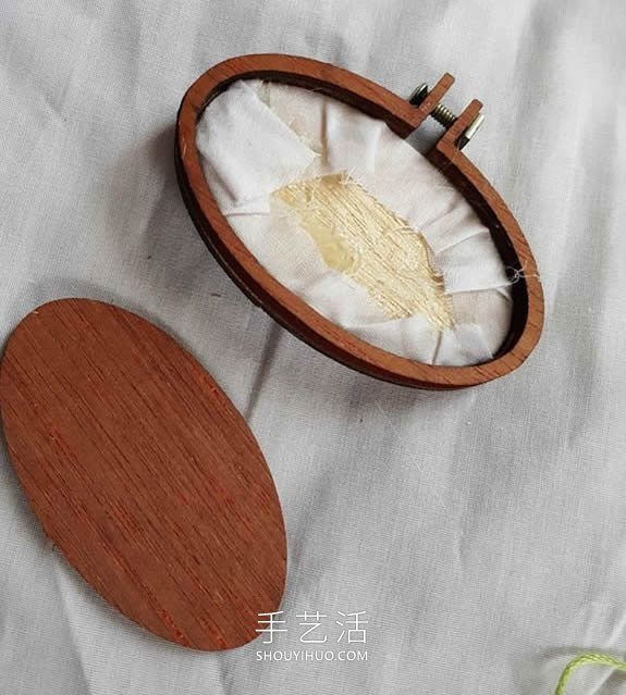 迷你玫瑰花刺繡視頻 制作超美的項(xiàng)鏈吊墜！ -  itrip.net.cn