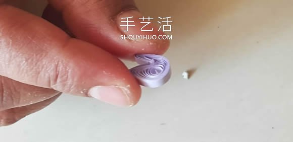 衍紙教程：超美的桌椅、水果籃和花瓶 -  itrip.net.cn