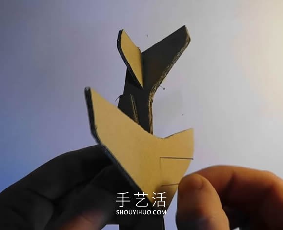 硬紙板手工制作阿爾法噴氣機的做法視頻 -  itrip.net.cn