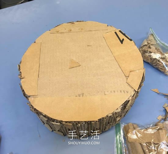 自制貓咪磨爪器 紙板箱再利用不花一分錢！ -  itrip.net.cn