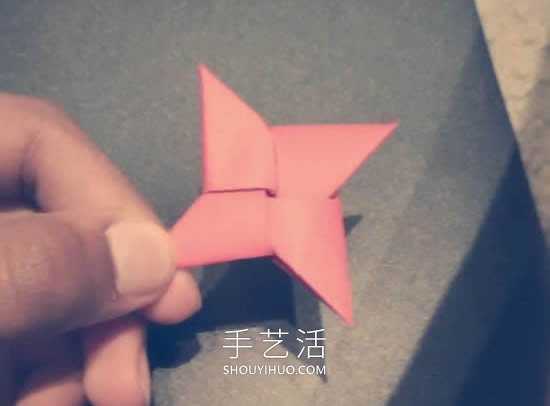 折紙忍者的暗器！四角忍者之星的折法教程 -  itrip.net.cn