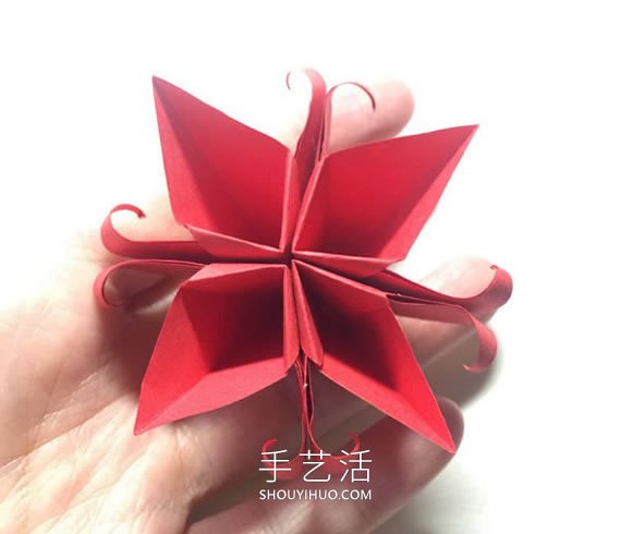 簡單折紙4個花瓣 粘合得到一朵四瓣花！ -  itrip.net.cn