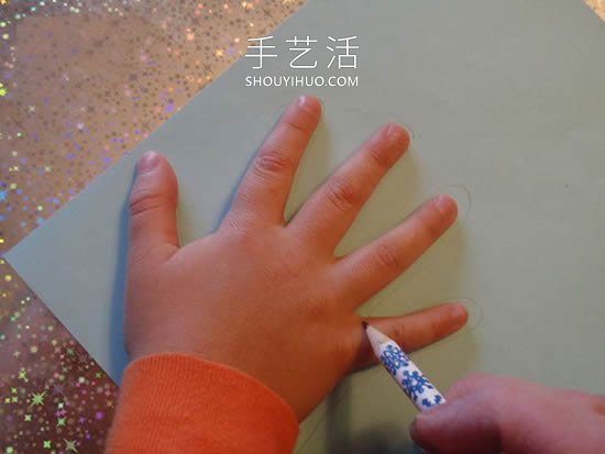 自制母親節(jié)百合花賀卡的方法 簡單又可愛！ -  itrip.net.cn