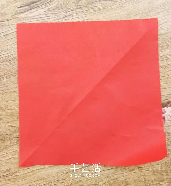 中國(guó)傳統(tǒng)新年團(tuán)花的剪紙方法步驟圖解 -  itrip.net.cn
