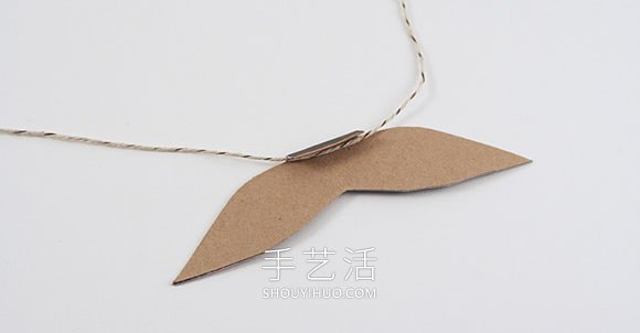 幼兒廢物利用制作父親節(jié)禮物掛飾教程 -  itrip.net.cn