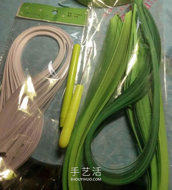 簡單的衍紙綠色小青蛙手工制作教程 -  itrip.net.cn