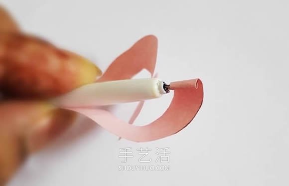 簡單自制紙玫瑰花球的方法圖解教程 -  itrip.net.cn