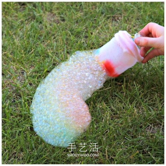 自制彩虹泡泡蛇的方法 簡(jiǎn)單又好玩！ -  itrip.net.cn