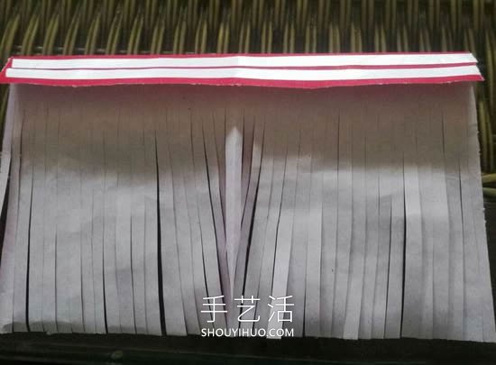 剪紙制作過(guò)年時(shí)春字掛飾的做法教程 -  itrip.net.cn
