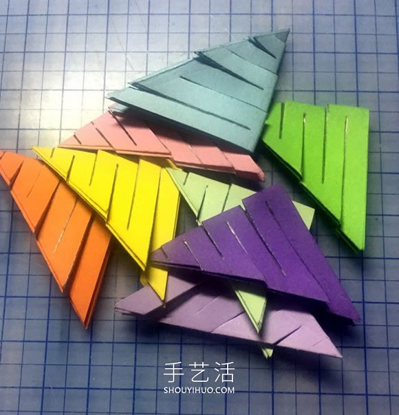 彩紙剪紙手工制作紙拉花掛飾的做法教程 -  itrip.net.cn