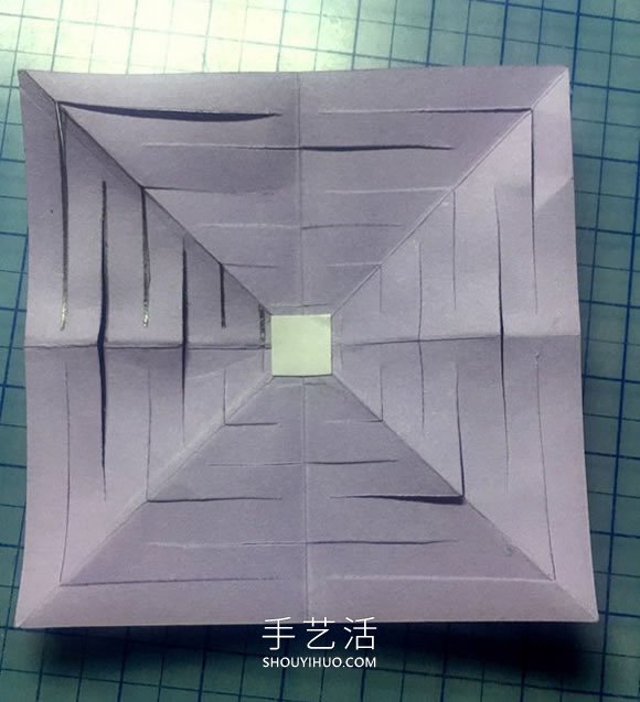 彩紙剪紙手工制作紙拉花掛飾的做法教程 -  itrip.net.cn
