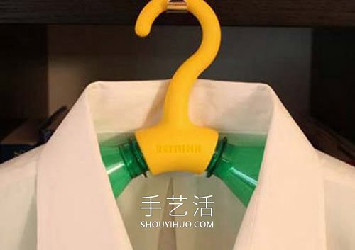 自制無痕衣架的方法 兩個塑料瓶就能搞定！ -  itrip.net.cn