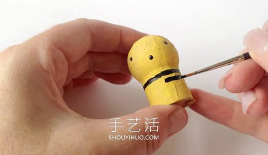 紅酒瓶塞廢物利用制作口袋玩偶的做法教程 -  itrip.net.cn
