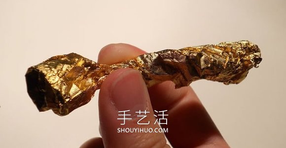 巧克力包裝紙手工制作金色玫瑰花的做法教程 -  itrip.net.cn