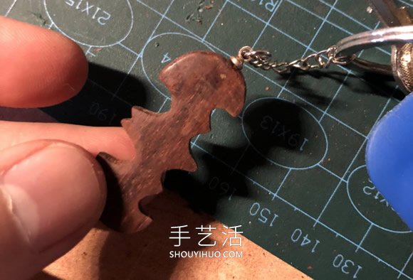 自制蝙蝠鏢鑰匙扣的方法圖解教程 -  itrip.net.cn