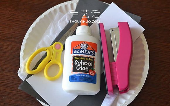 幼兒園手工制作紙盤大熊貓頭的做法教程 -  itrip.net.cn
