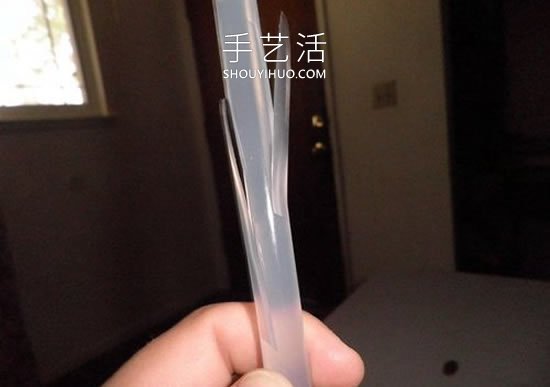 自制礦泉水瓶仿真花的方法圖解教程 -  itrip.net.cn