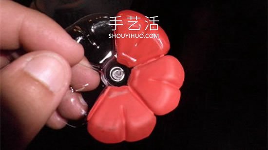 自制礦泉水瓶仿真花的方法圖解教程 -  itrip.net.cn
