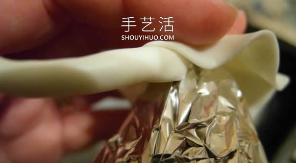 自制逼真的粘土水母的方法圖解教程 -  itrip.net.cn