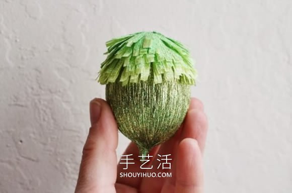 自制皺紋紙橡子和松果掛飾的方法圖解教程 -  itrip.net.cn