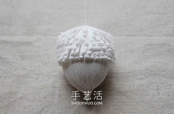 自制皺紋紙橡子和松果掛飾的方法圖解教程 -  itrip.net.cn