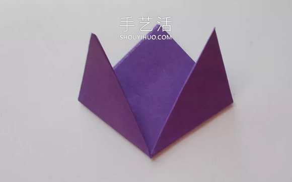 折紙制作母親節(jié)郁金香賀卡的做法教程 -  itrip.net.cn