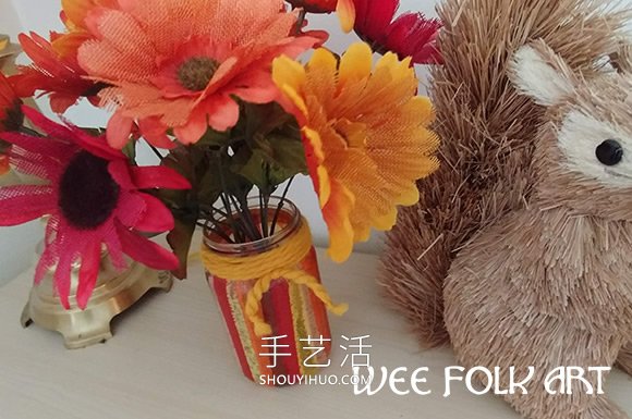 玻璃瓶粘貼彩色薄紙 制作秋季風(fēng)花瓶的做法 -  itrip.net.cn
