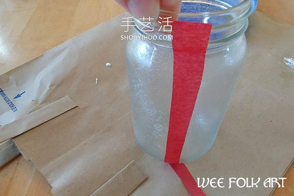 玻璃瓶粘貼彩色薄紙 制作秋季風(fēng)花瓶的做法 -  itrip.net.cn