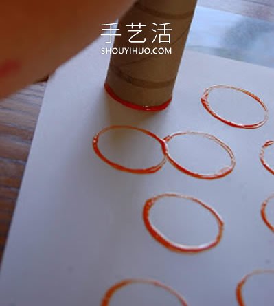 用卷紙筒畫萬圣節(jié)南瓜的簡單方法圖解 -  itrip.net.cn