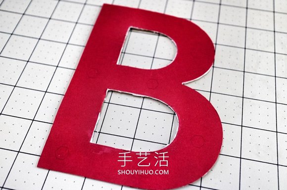 簡單自制酒吧字母燈飾的方法圖解教程 -  itrip.net.cn