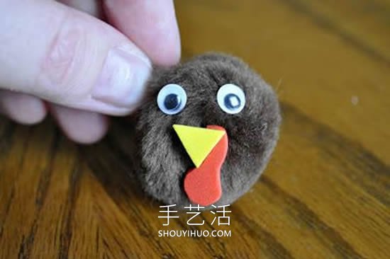 果凍杯廢物利用手工制作火雞的做法教程 -  itrip.net.cn