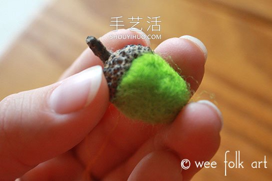 羊毛氈橡子的制作方法 掛起來就像一道彩虹！ -  itrip.net.cn