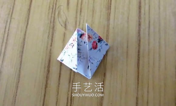 手工漂亮花球怎么折的步驟圖解 -  itrip.net.cn