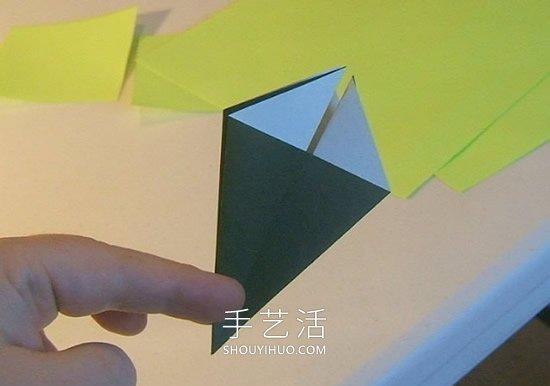 簡單折紙立體圣誕樹的折法詳細步驟圖 -  itrip.net.cn