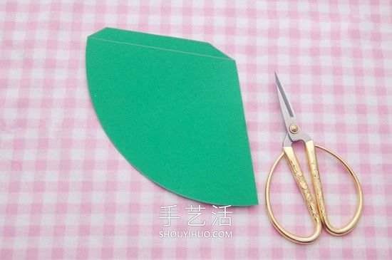 簡單卡紙手工制作立體圣誕樹的做法教程 -  itrip.net.cn