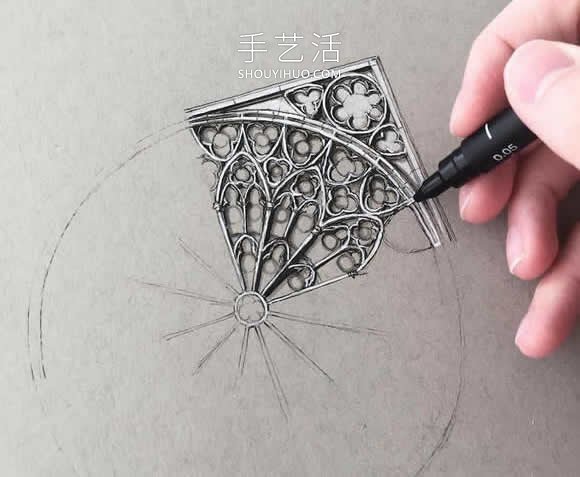 錯綜復(fù)雜的建筑圖紙！捕捉哥特式建筑之美 -  itrip.net.cn