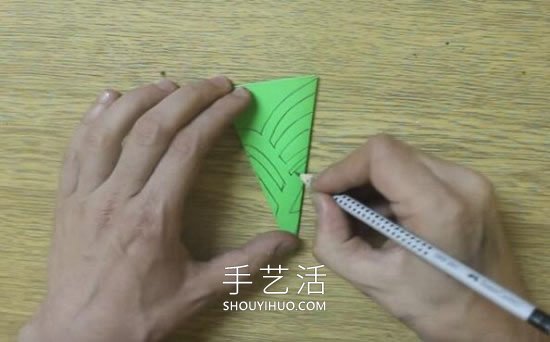手工六折團(tuán)花的剪紙方法圖解教程 -  itrip.net.cn