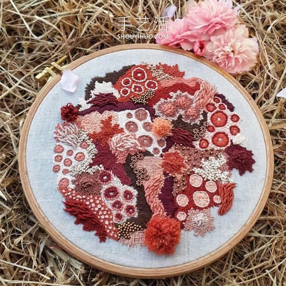 抽象刺繡作品：繡出苔蘚、地衣等的有機(jī)紋理 -  itrip.net.cn