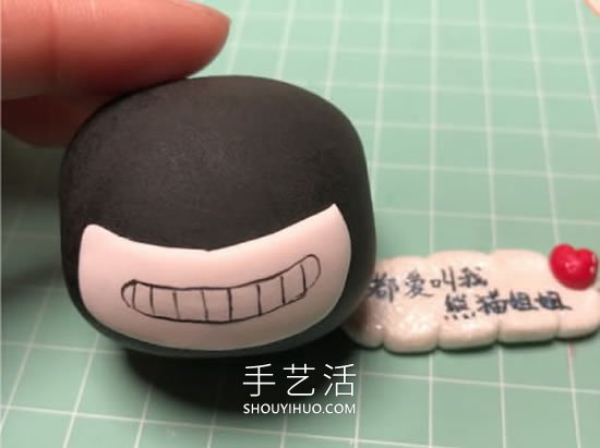 超輕粘土手工制作卡通蝙蝠俠的做法教程 -  itrip.net.cn