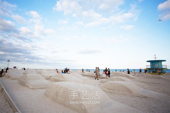 海灘上的交通擁堵！沙雕藝術(shù)呼喚警惕氣候變化 -  itrip.net.cn