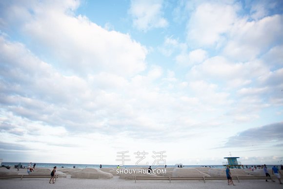 海灘上的交通擁堵！沙雕藝術(shù)呼喚警惕氣候變化 -  itrip.net.cn