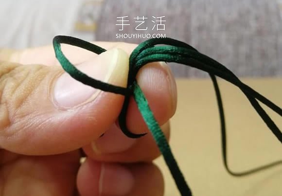 桃花結(jié)手鏈編法圖解教程從頭到尾 -  itrip.net.cn
