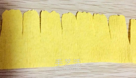 康乃馨皺紋紙花的手工制作方法圖解教程 -  itrip.net.cn