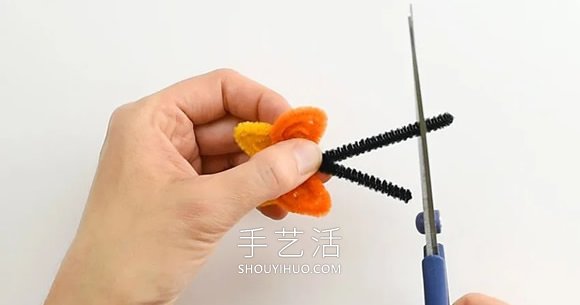 扭扭棒手工制作蝴蝶戒指的做法教程 -  itrip.net.cn