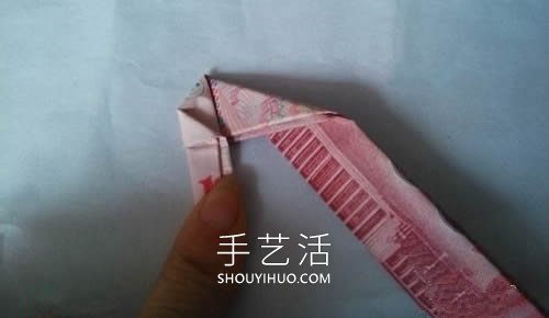 一百元面值人民幣折玫瑰花的步驟圖解 -  itrip.net.cn