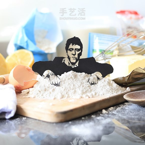 藝術(shù)家使用日常物品在家中DIY有趣的場(chǎng)景 -  itrip.net.cn