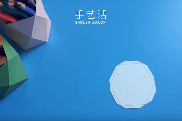 小學(xué)生用卡紙手工制作筆筒做法 -  itrip.net.cn
