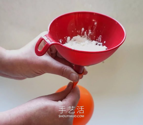 如何制作壓力球的做法詳細(xì)教程 -  itrip.net.cn